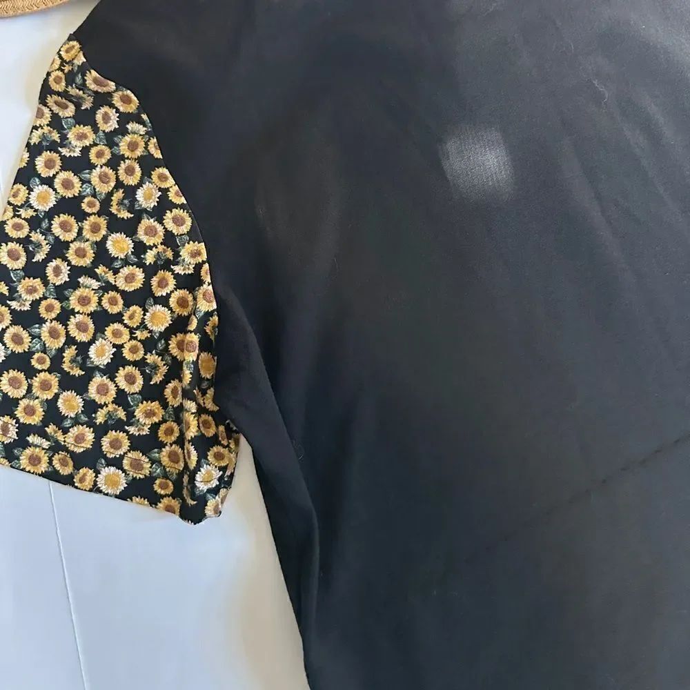 Vintage 80s KWBL Los Angeles Black Sunflower Embellished Short Sleeve T Shirt - Picture 8 of 12